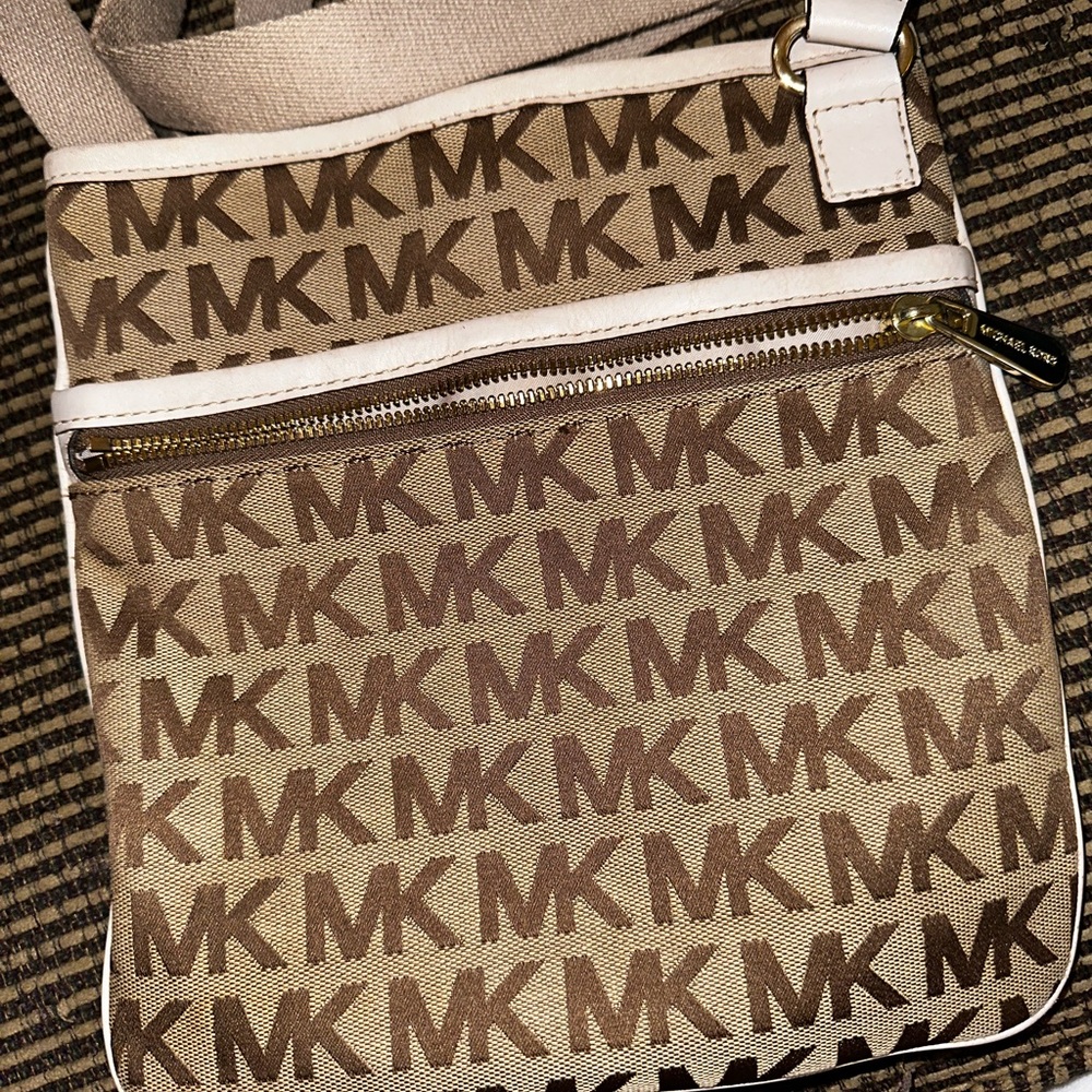 Michael Kors Crossbody Bag